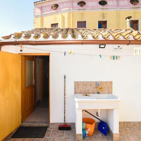 Casa Marta Iun Q1985 Hébergement de vacances